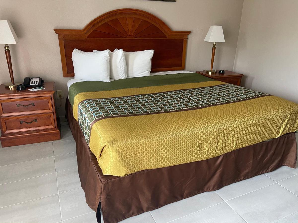 Highland Inn Denham Springs Baton Rouge East Екстериор снимка
