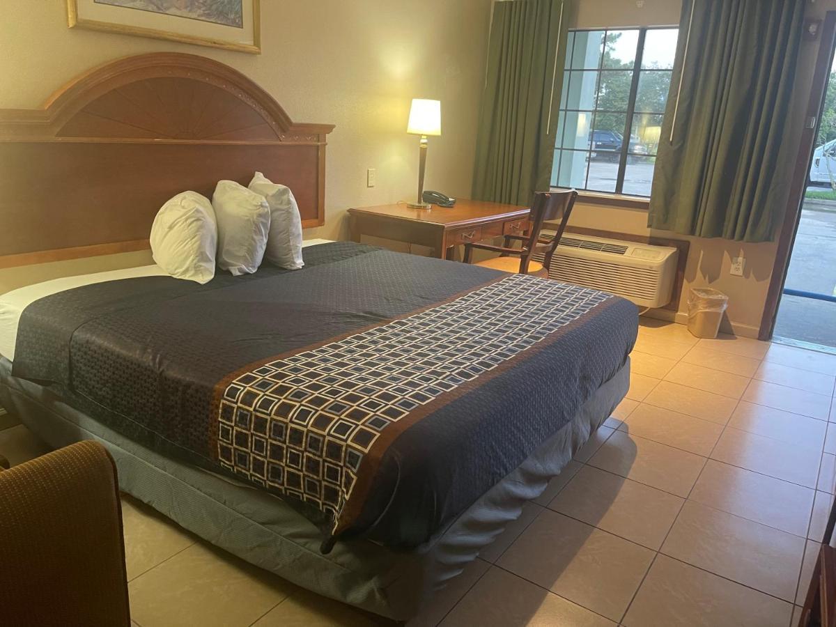 Highland Inn Denham Springs Baton Rouge East Екстериор снимка