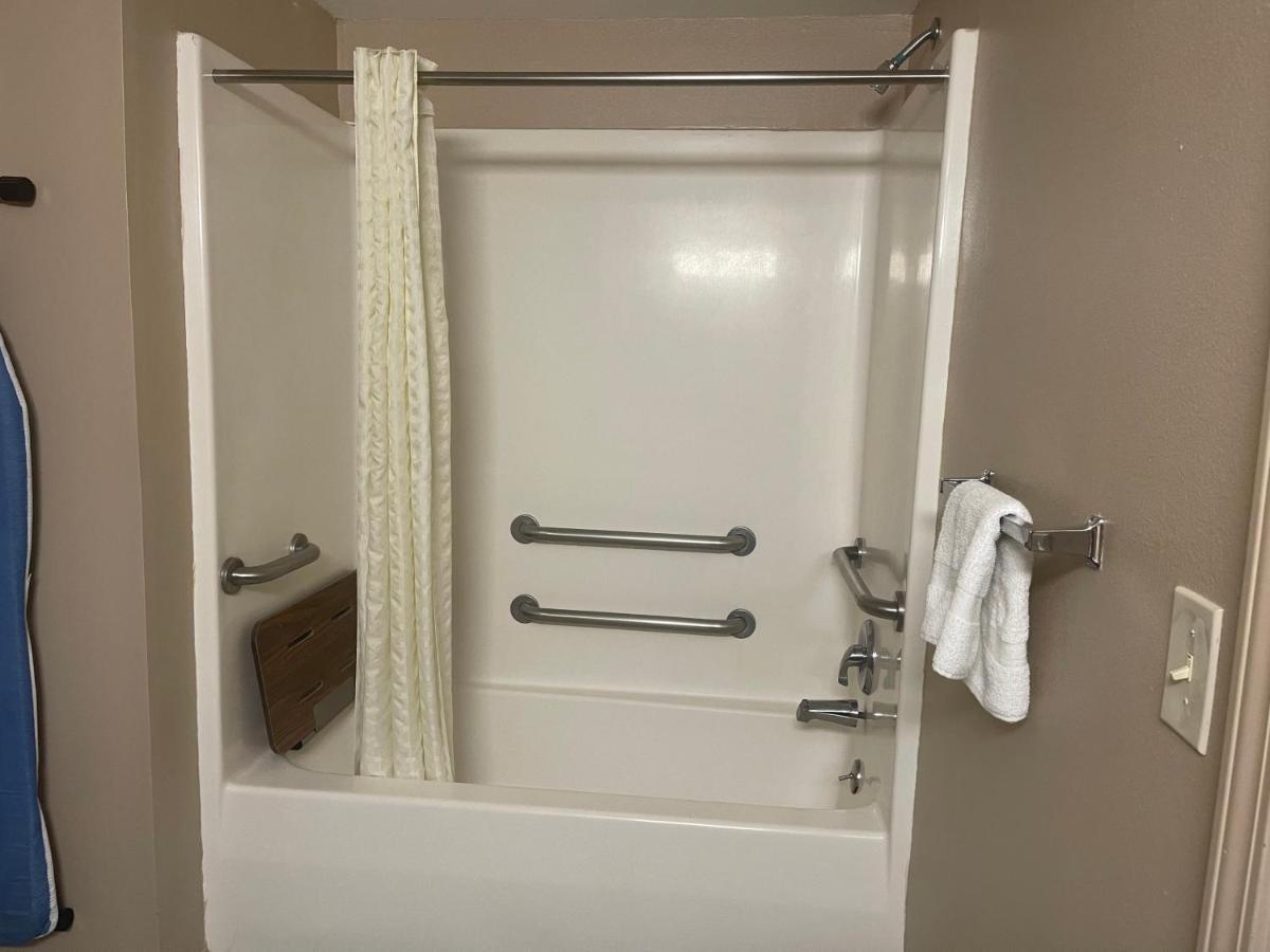 Highland Inn Denham Springs Baton Rouge East Екстериор снимка